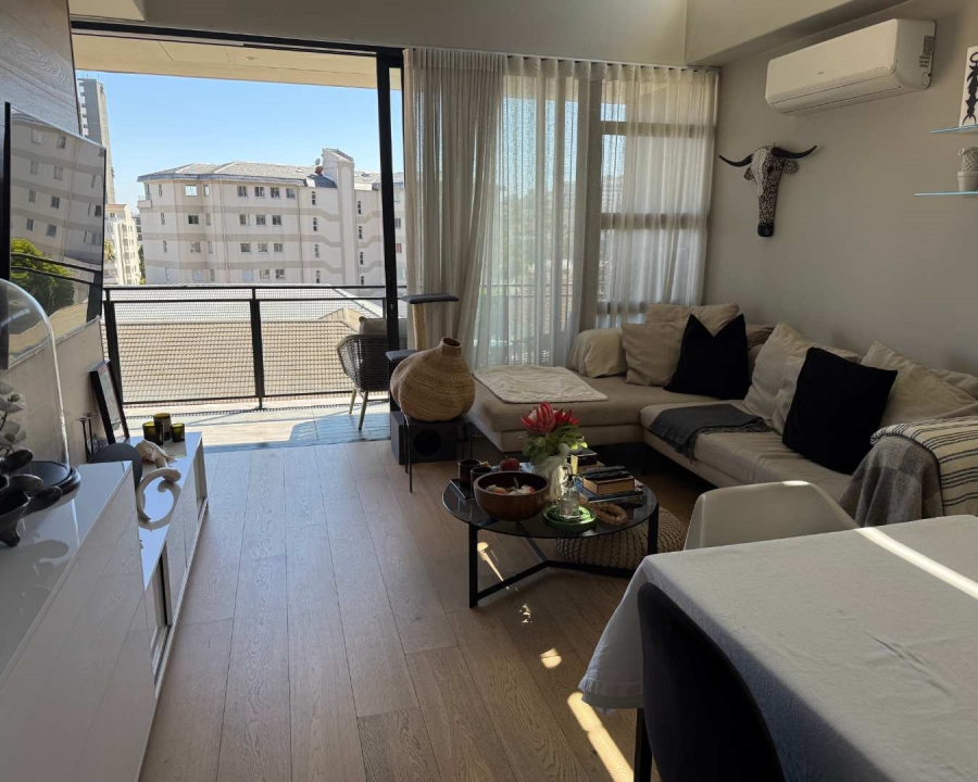 To Let 2 Bedroom Property for Rent in Sea Point Western Cape